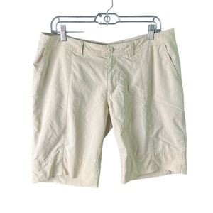 Patagonia 12 light khaki women’s shorts